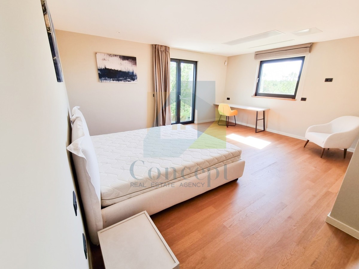 Poreč, dintorni, Villa di lusso con piscina e vista mare, a 12 km dal mare