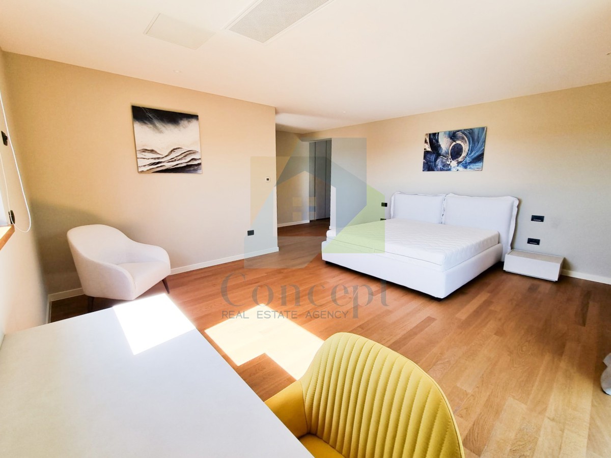 Poreč, dintorni, Villa di lusso con piscina e vista mare, a 12 km dal mare