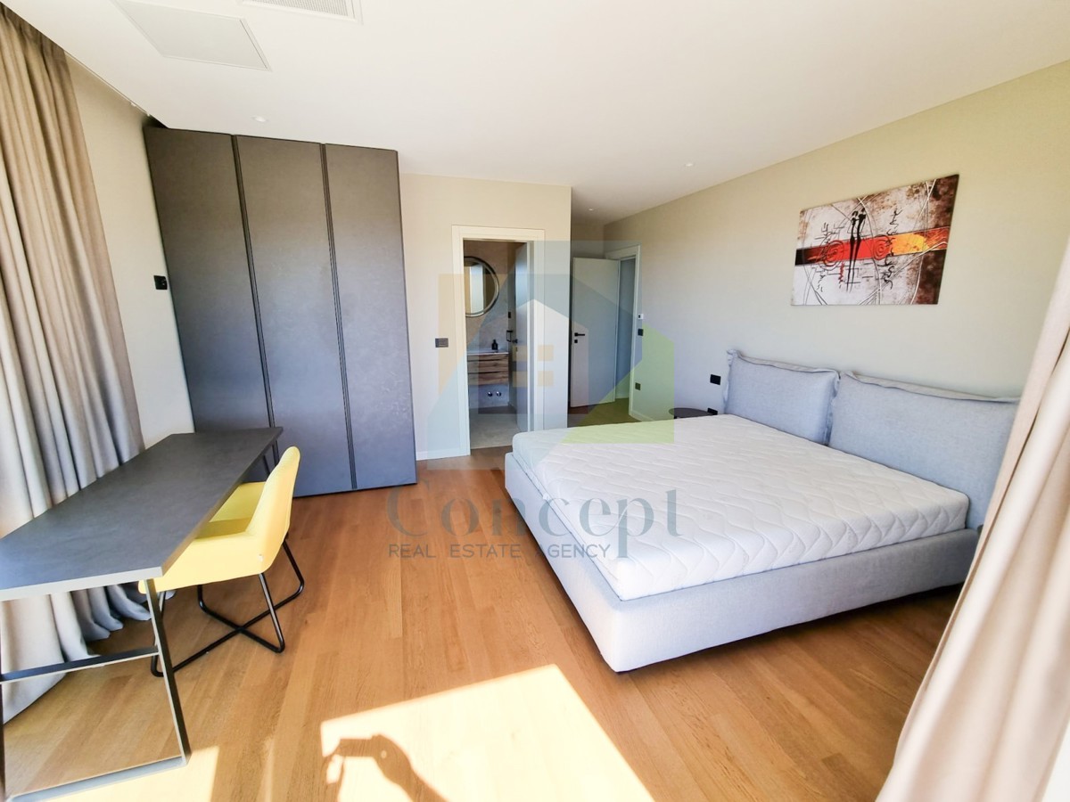 Poreč, dintorni, Villa di lusso con piscina e vista mare, a 12 km dal mare