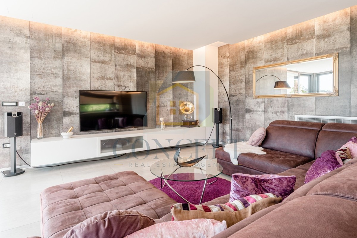 Poreč, dintorni, Villa di lusso con vista panoramica sul mare, 10 km dal mare