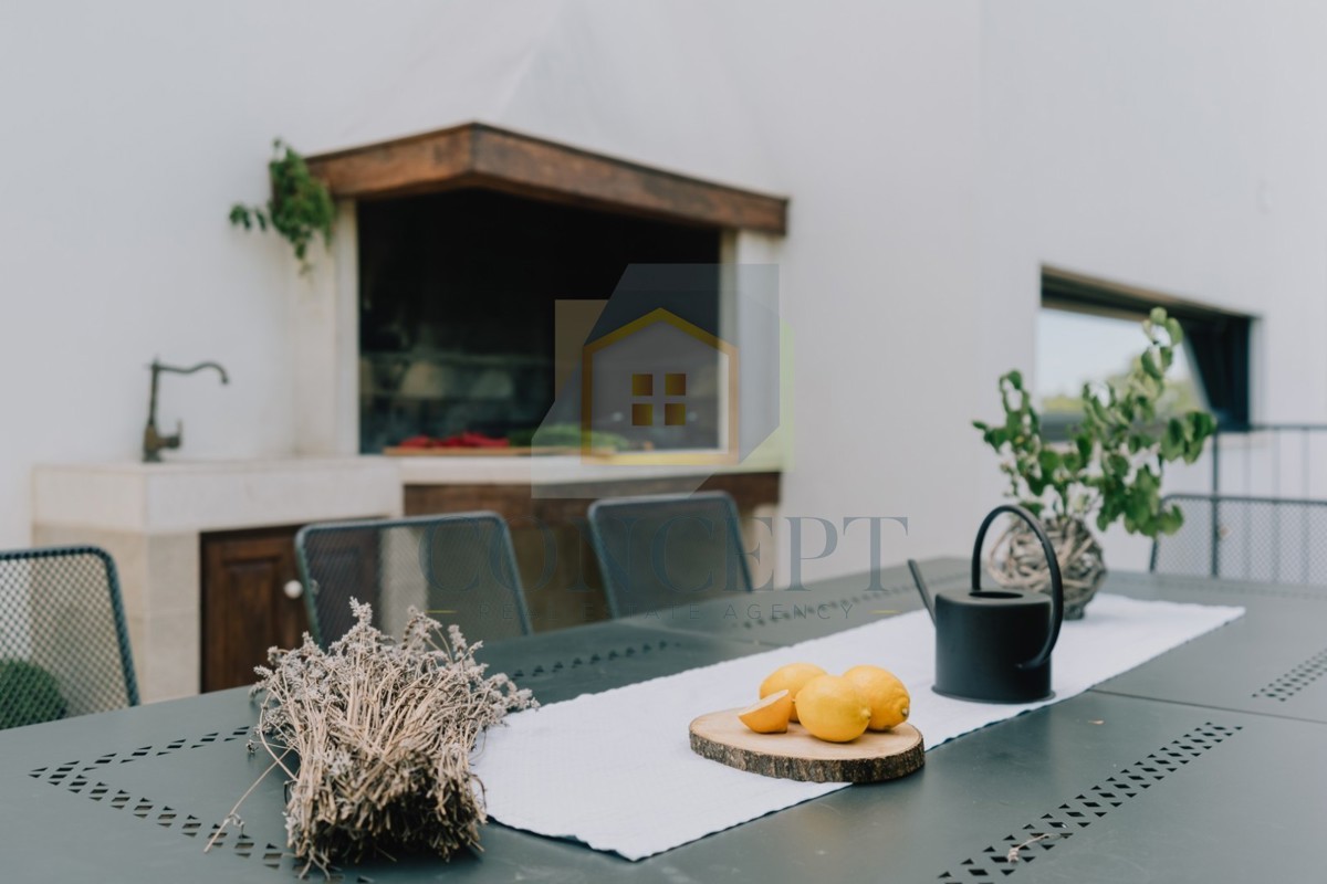 Poreč, dintorni, Villa di lusso con vista panoramica sul mare, 10 km dal mare