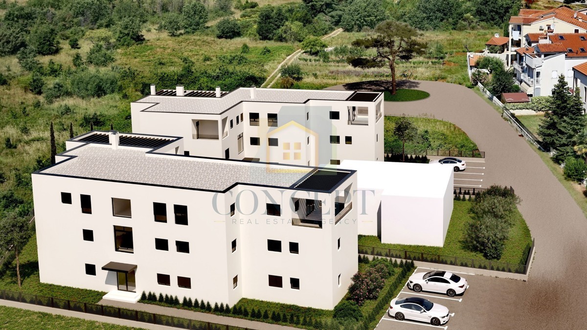 Poreč, zona circostante, Appartamento al pianterreno con giardino, 900 m dal mare