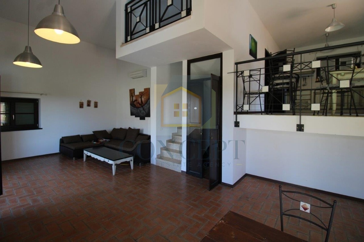 Poreč, dintorni, Incantevole villa in pietra con piscina e vista mare, a 15 km dal mare