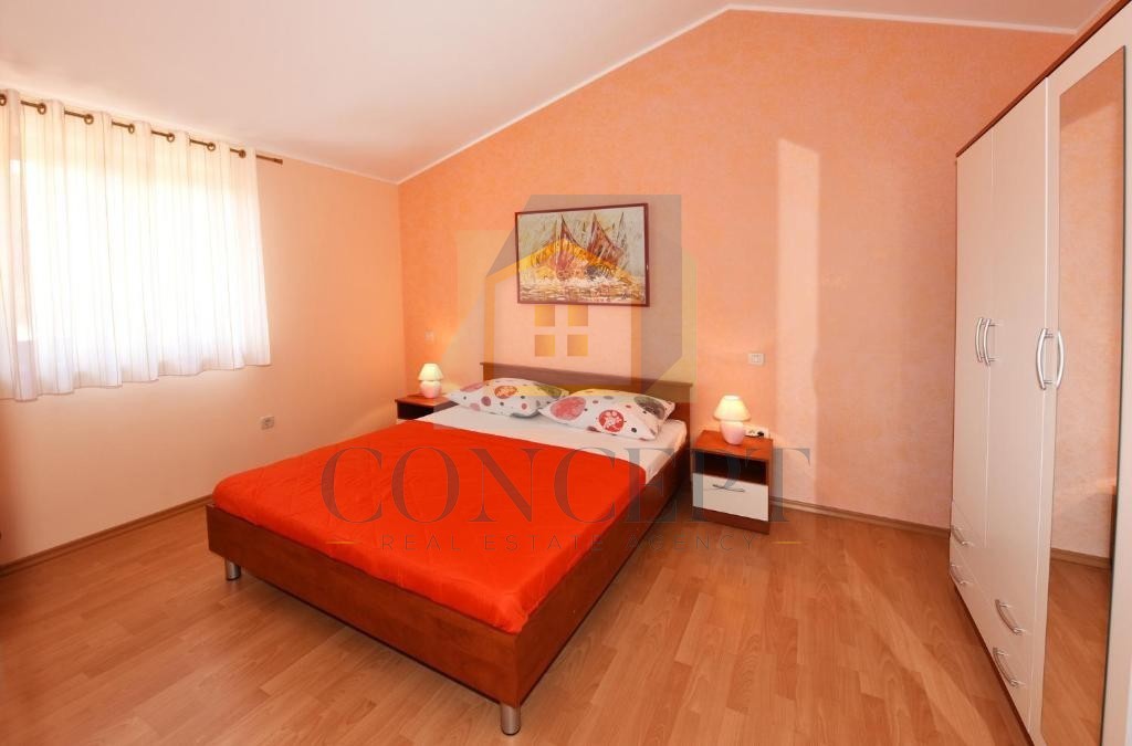 Poreč, dintorni, Casa indipendente con piscina in posizione tranquilla, a 19 km dal mare