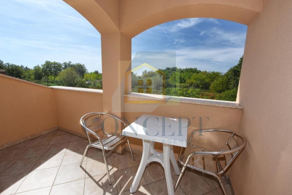 Poreč, dintorni, Casa indipendente con piscina in posizione tranquilla, a 19 km dal mare