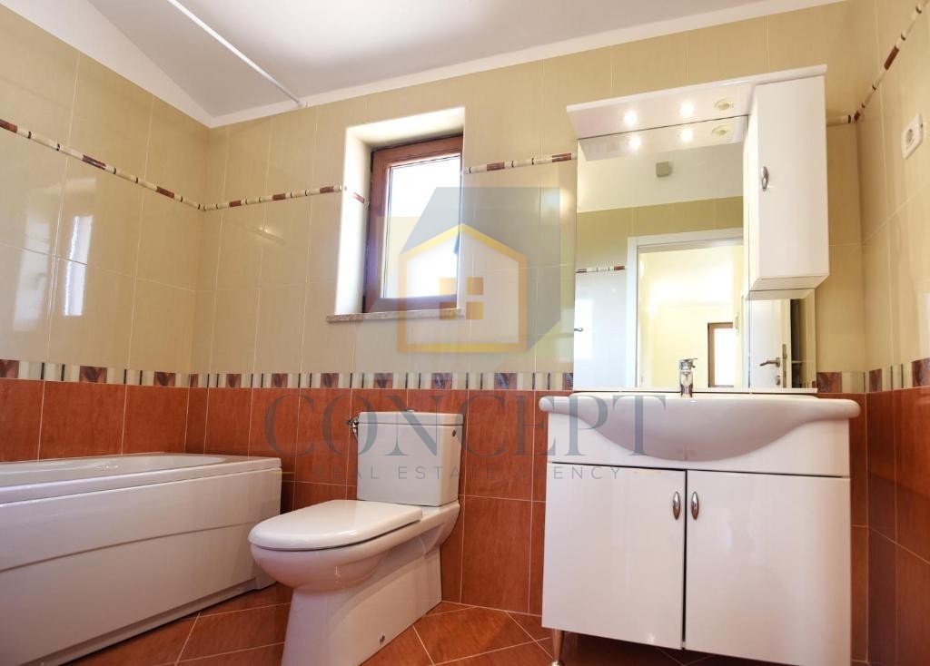 Poreč, dintorni, Casa indipendente con piscina in posizione tranquilla, a 19 km dal mare