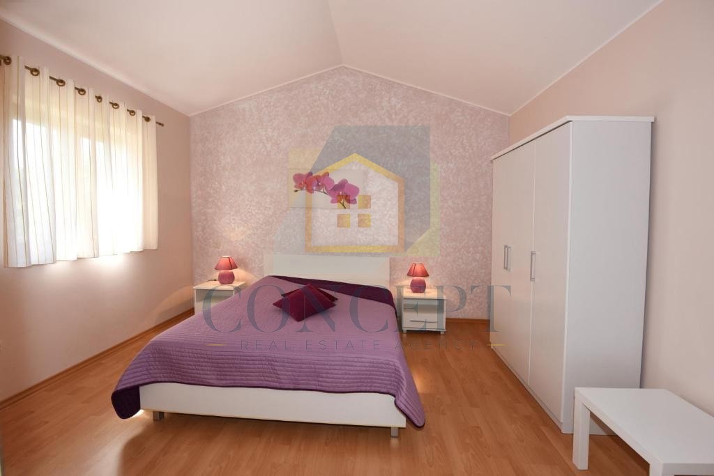 Poreč, dintorni, Casa indipendente con piscina in posizione tranquilla, a 19 km dal mare