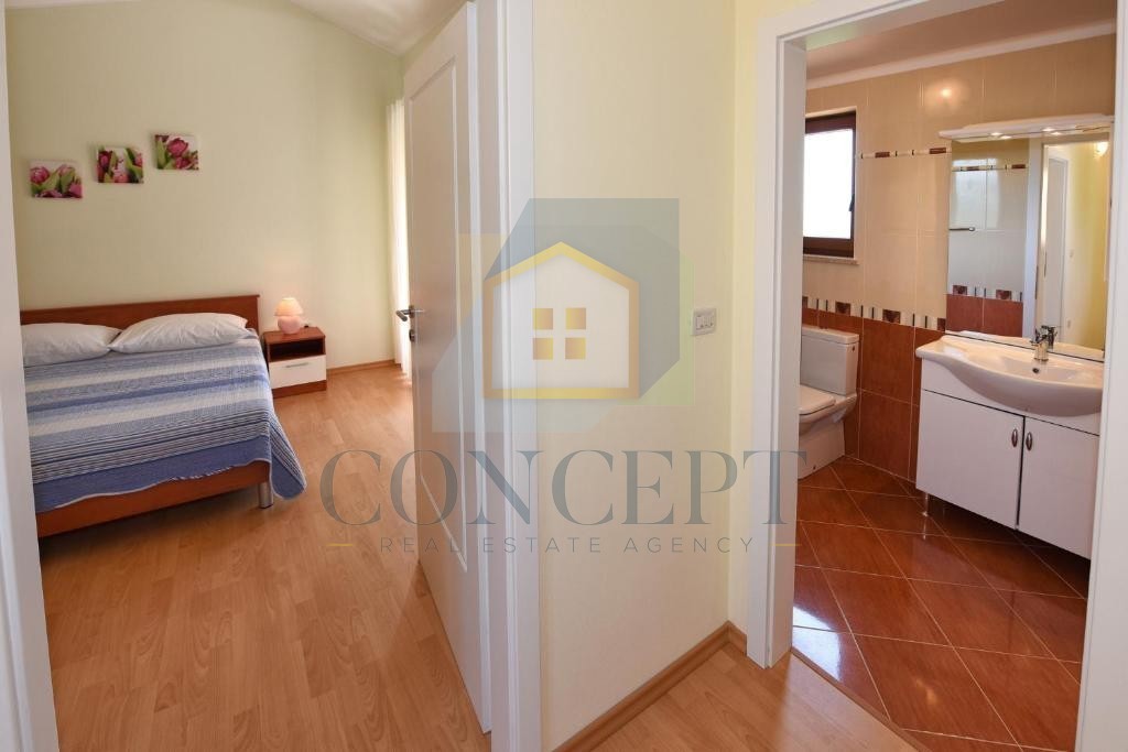 Poreč, dintorni, Casa indipendente con piscina in posizione tranquilla, a 19 km dal mare