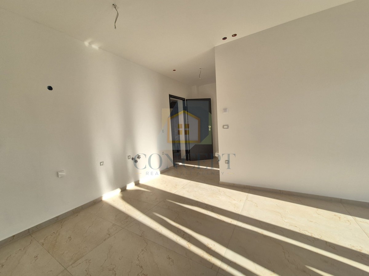 Poreč, dintorni, Appartamento al piano terra con due camere da letto e giardino, 1500 m dal mare