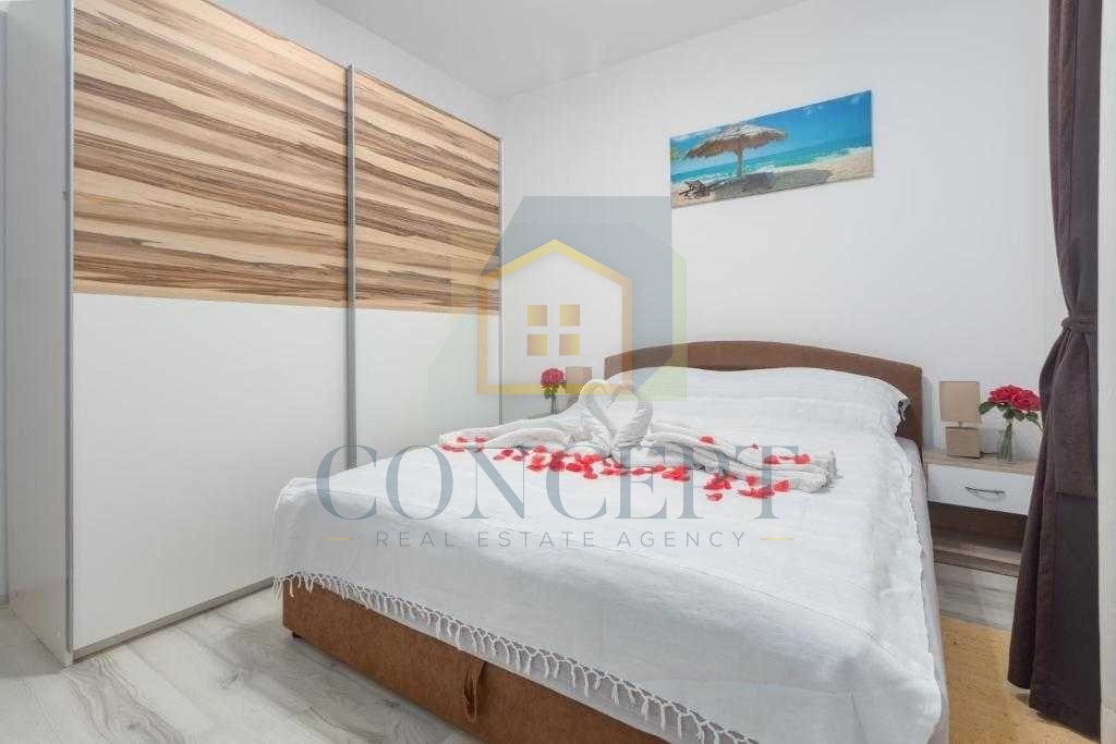 Poreč, dintorni, Appartamento suddiviso in due unità abitative, 8 km dal mare