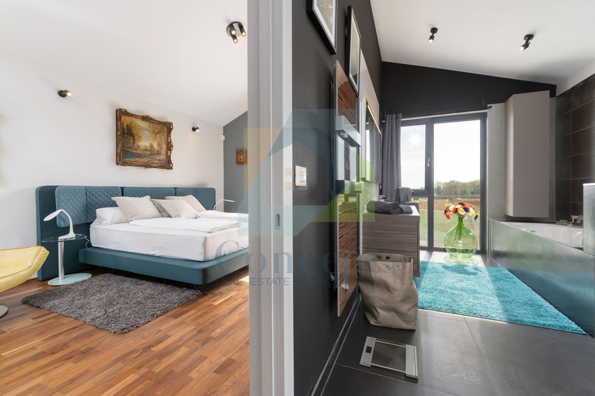 Poreč, dintorni, Moderna Villa con 6 camere da letto su 6271 m2 di terreno