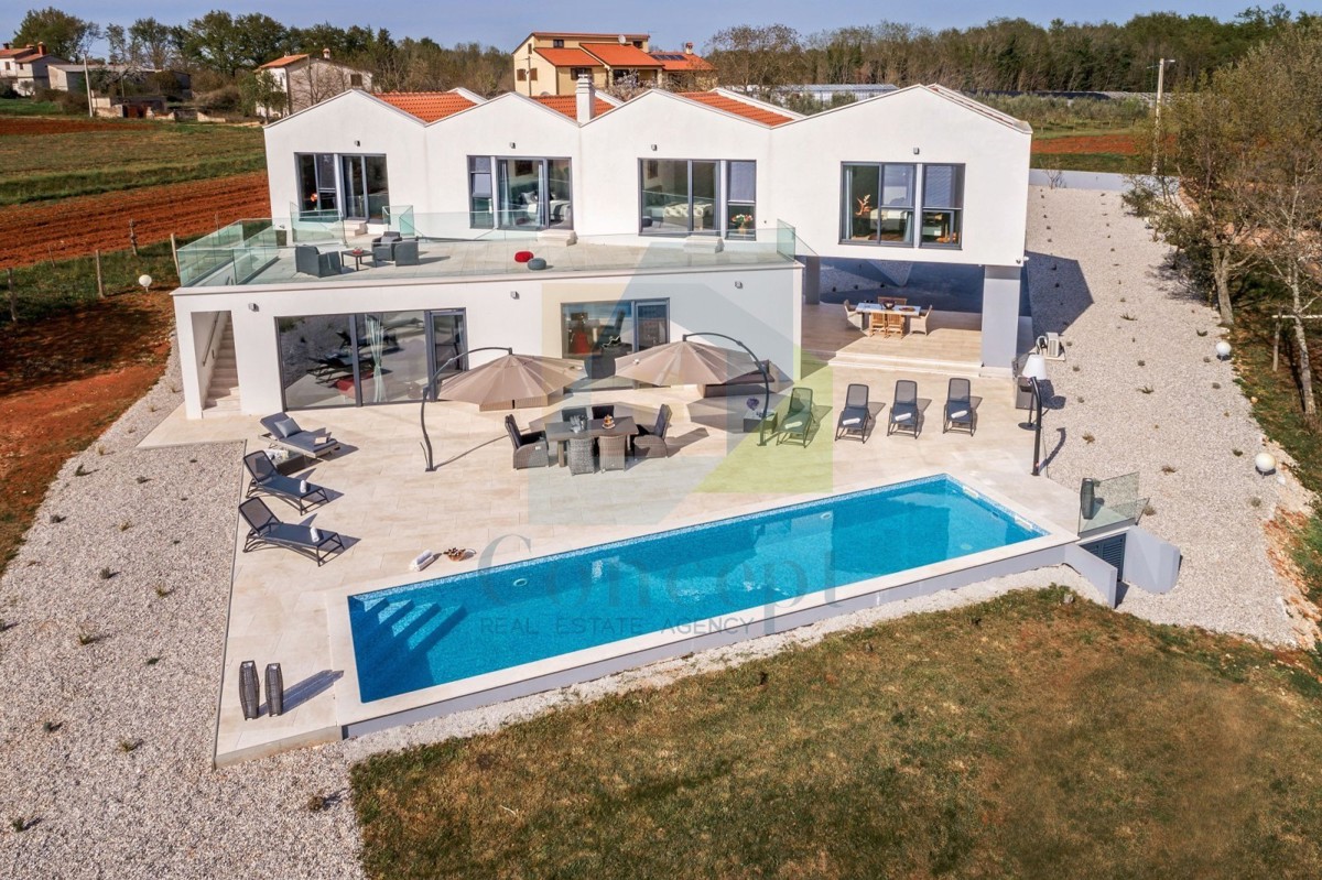 Poreč, dintorni, Moderna Villa con 6 camere da letto su 6271 m2 di terreno