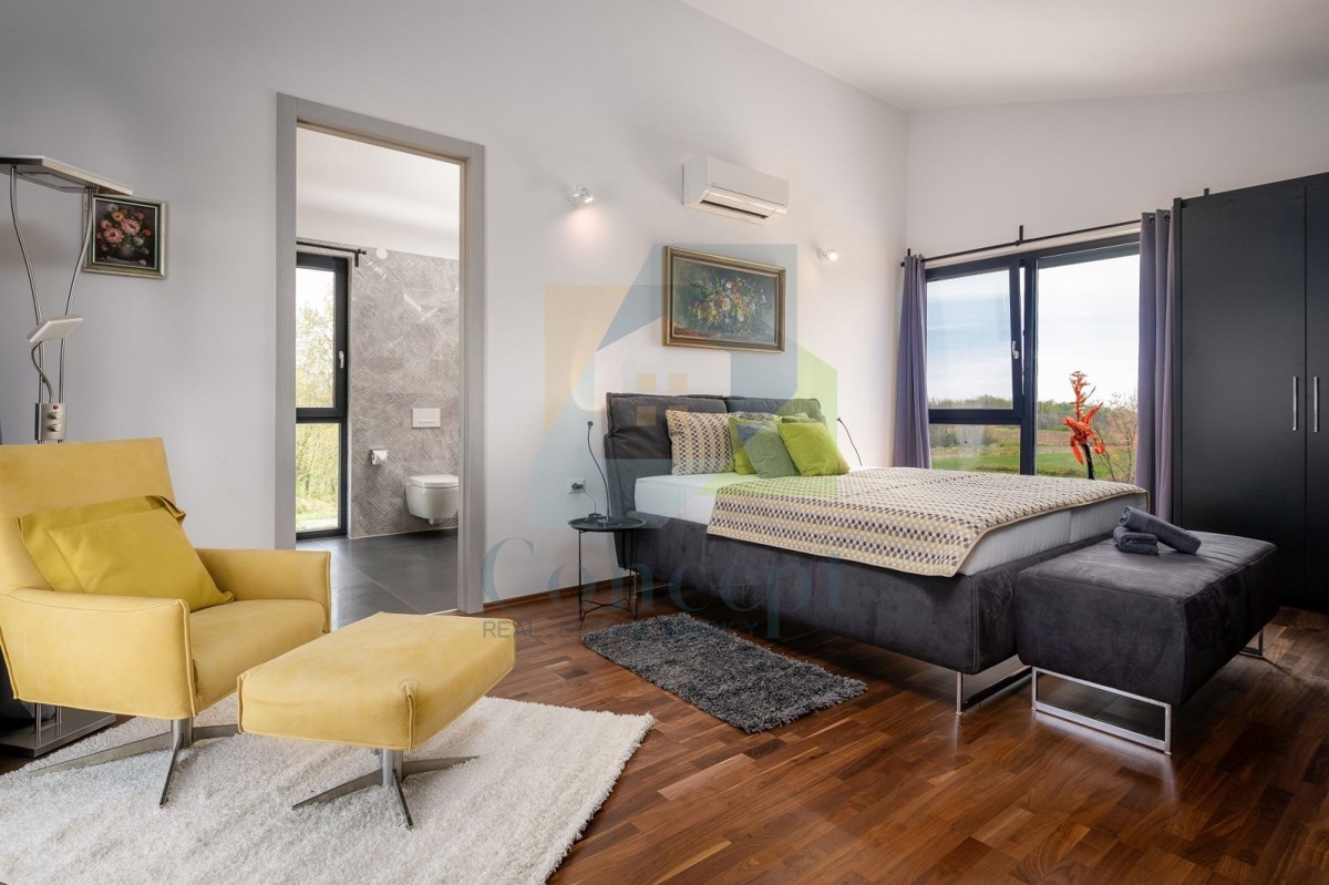 Poreč, dintorni, Moderna Villa con 6 camere da letto su 6271 m2 di terreno