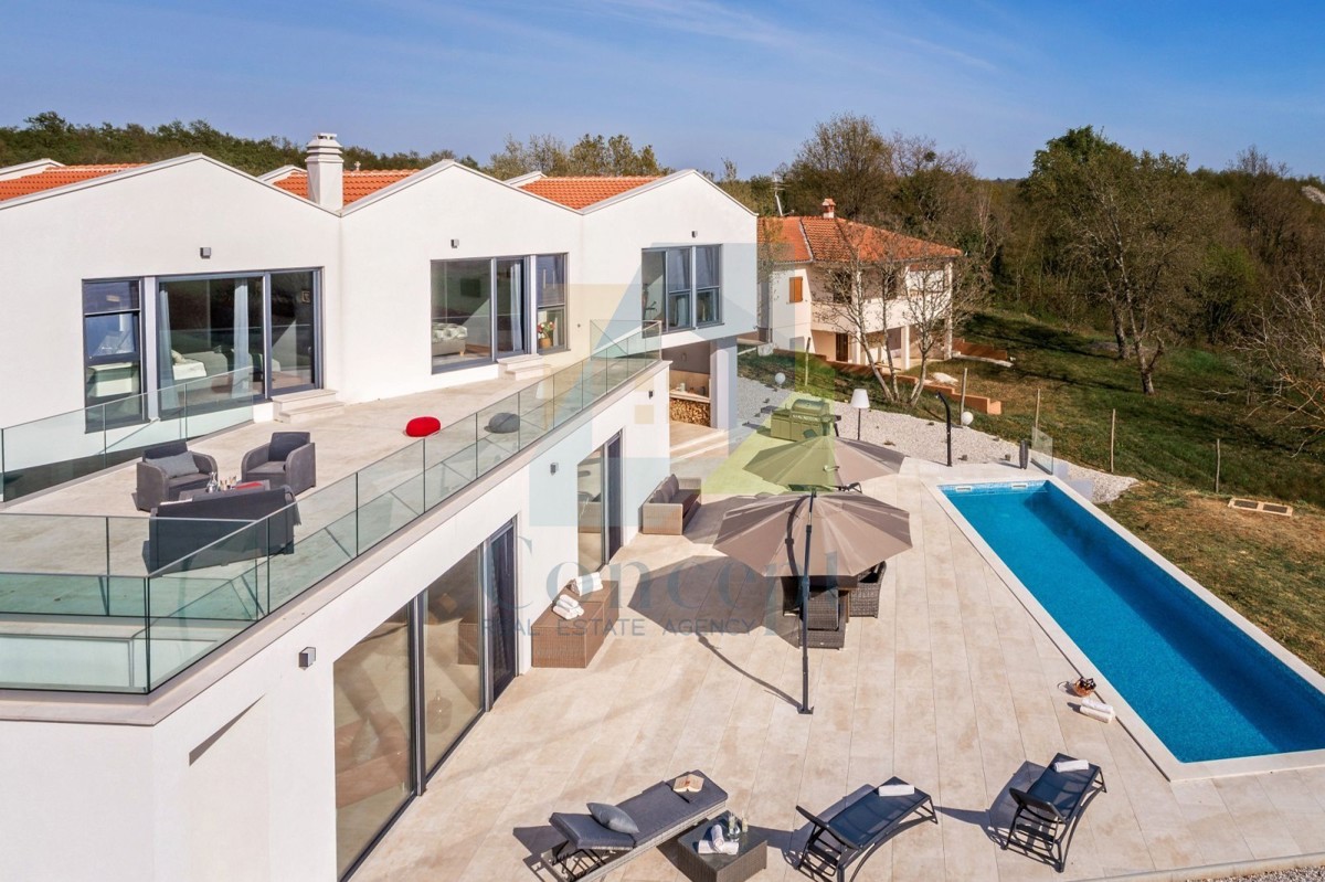 Poreč, dintorni, Moderna Villa con 6 camere da letto su 6271 m2 di terreno