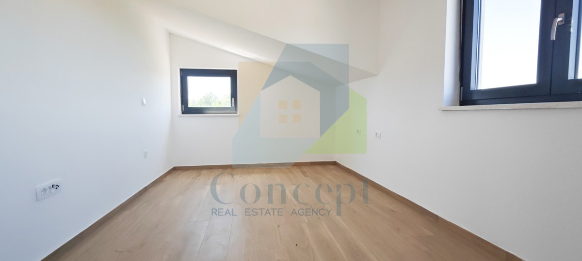 Poreč, dintorni, Appartamento al 2° piano di nuova costruzione, 11 km dal mare