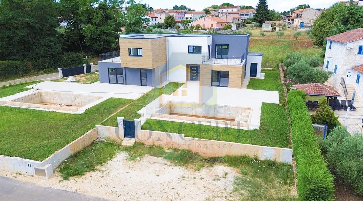 Poreč, dintorni, Moderna doppia casa con piscina, 10 km dal mare