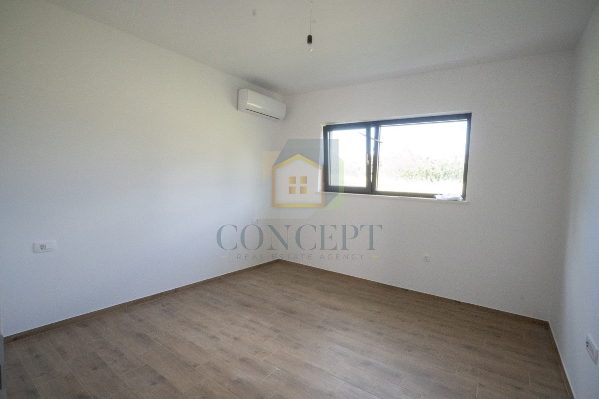 Poreč, dintorni, Moderna doppia casa con piscina, 10 km dal mare