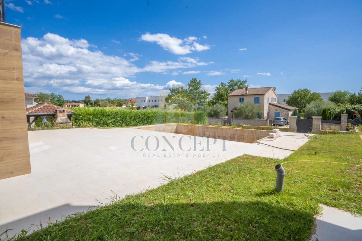 Poreč, dintorni, Moderna doppia casa con piscina, 10 km dal mare