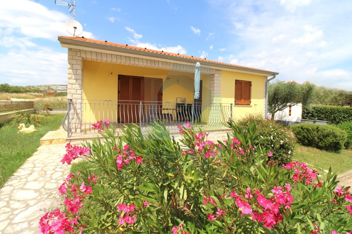 Poreč, dintorni, Villa indipendente con piscina, 10 km dal mare