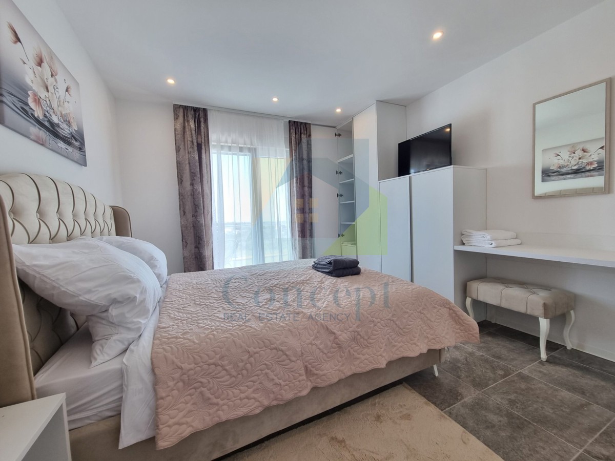 Rovinj, Kanfanar, Due moderne case di lusso su due piani in ottima posizione, a 8 km dal mare