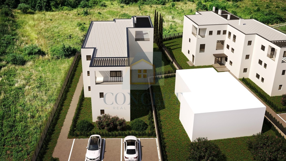 Poreč, zona circostante, Appartamento al primo piano di una nuova costruzione, 900 m dal mare