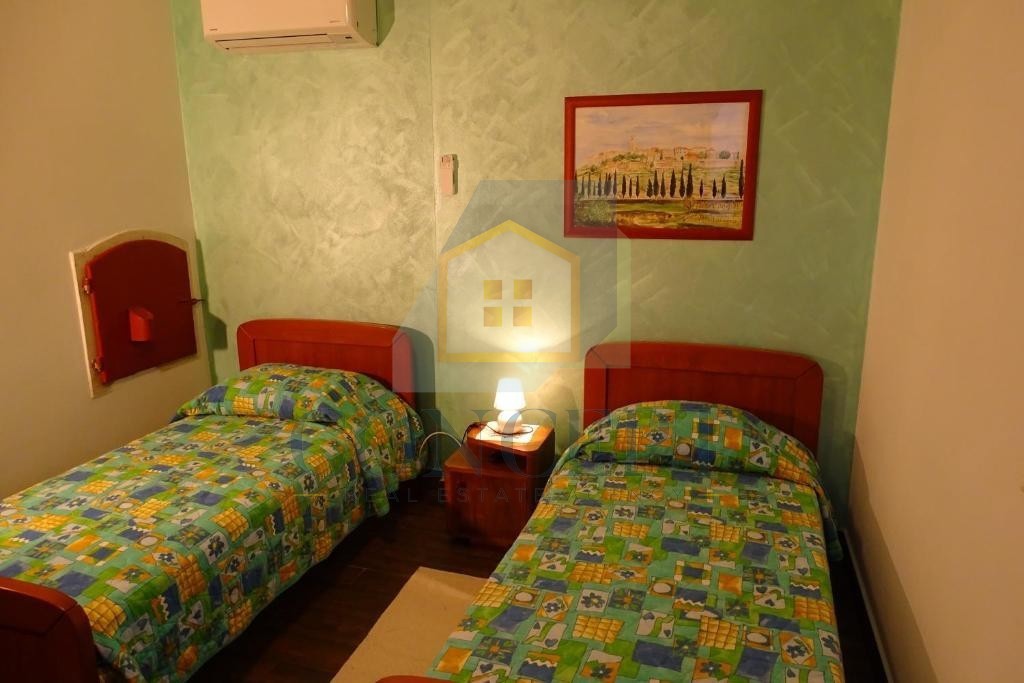 Motovun, dintorni, Prekrasta, villa autoctona con piscina e vista splendida, a 28 km dal mare