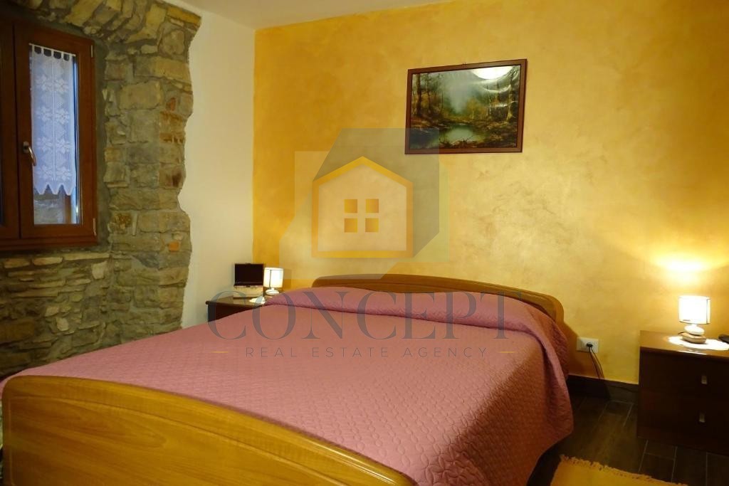 Motovun, dintorni, Prekrasta, villa autoctona con piscina e vista splendida, a 28 km dal mare