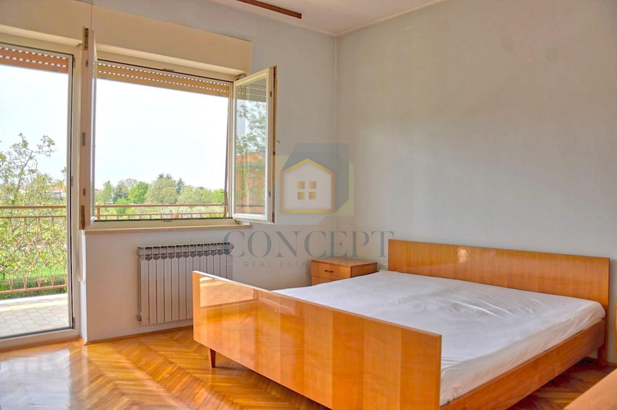 Poreč, Funtana, Casa spaziosa con grande giardino, a 400 m dal mare