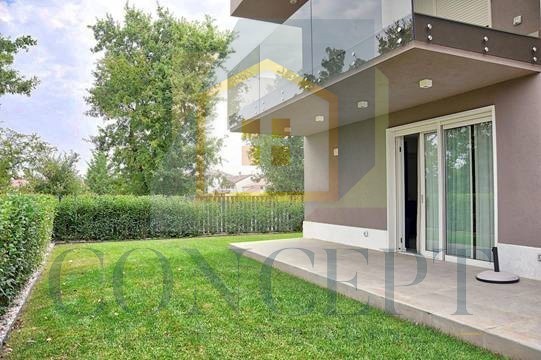 Poreč, sobborgo, Appartamento di lusso con giardino, a 1500 m dal mare