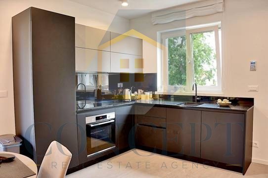 Poreč, sobborgo, Appartamento di lusso con giardino, a 1500 m dal mare