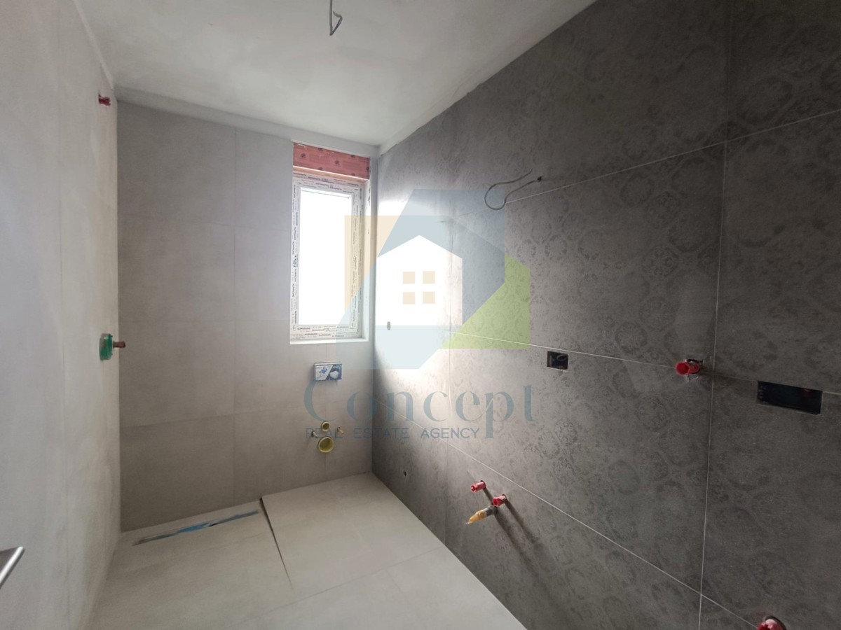 Poreč, dintorni, appartamento su due piani con due camere da letto e giardino