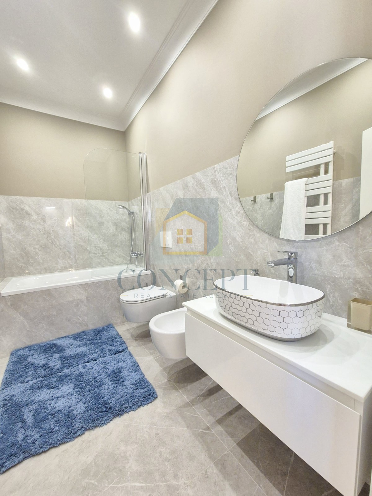 Poreč, dintorni, Lussuosa villa bifamiliare con piscina in posizione tranquilla, a 5 km dal mare.