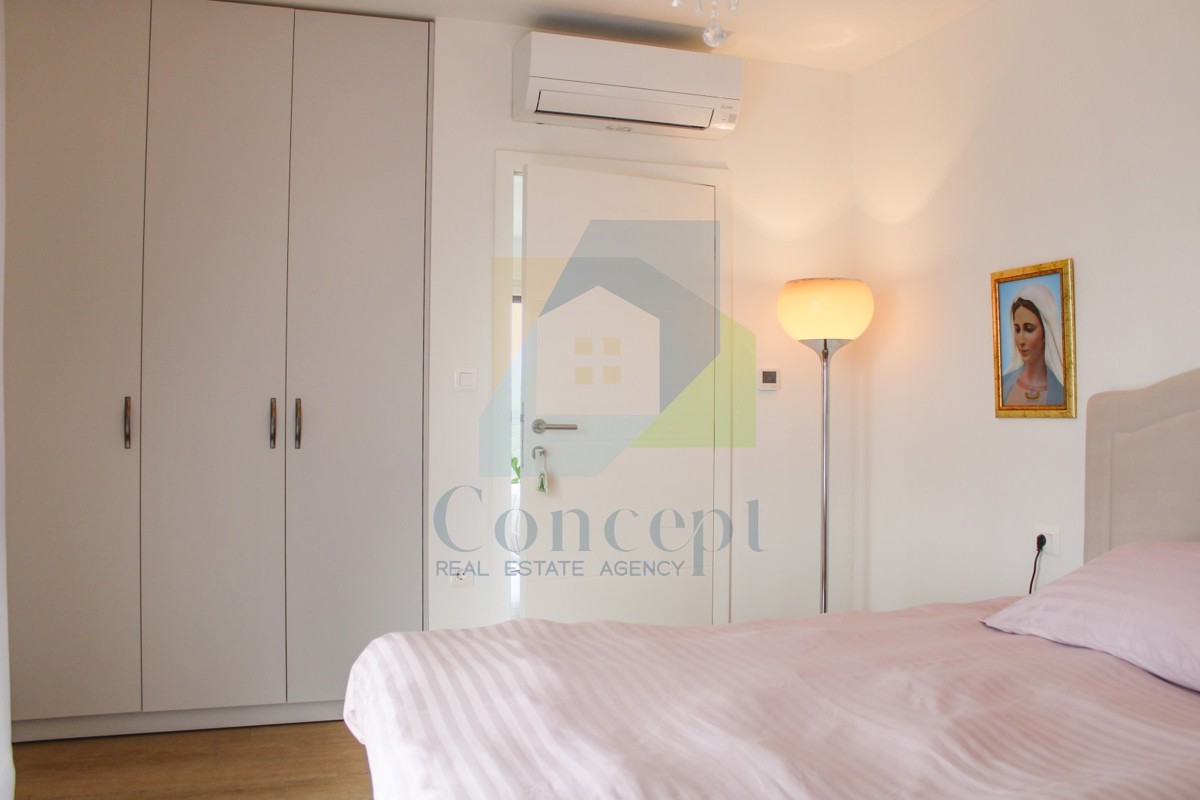 Poreč, dintorni, Appartamento di lusso al secondo piano con vista mare