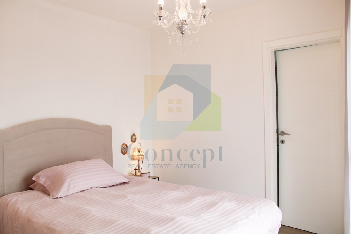 Poreč, dintorni, Appartamento di lusso al secondo piano con vista mare