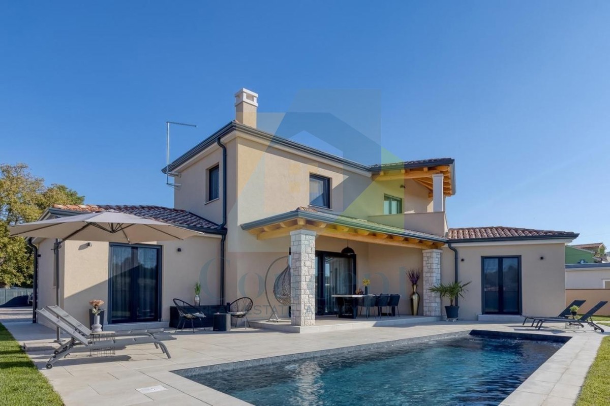 Poreč, Splendida casa con 3 camere da letto a 2 km dal mare