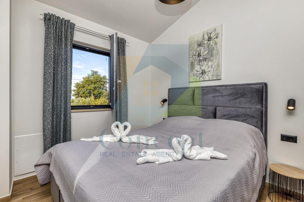 Poreč, Splendida casa con 3 camere da letto a 2 km dal mare