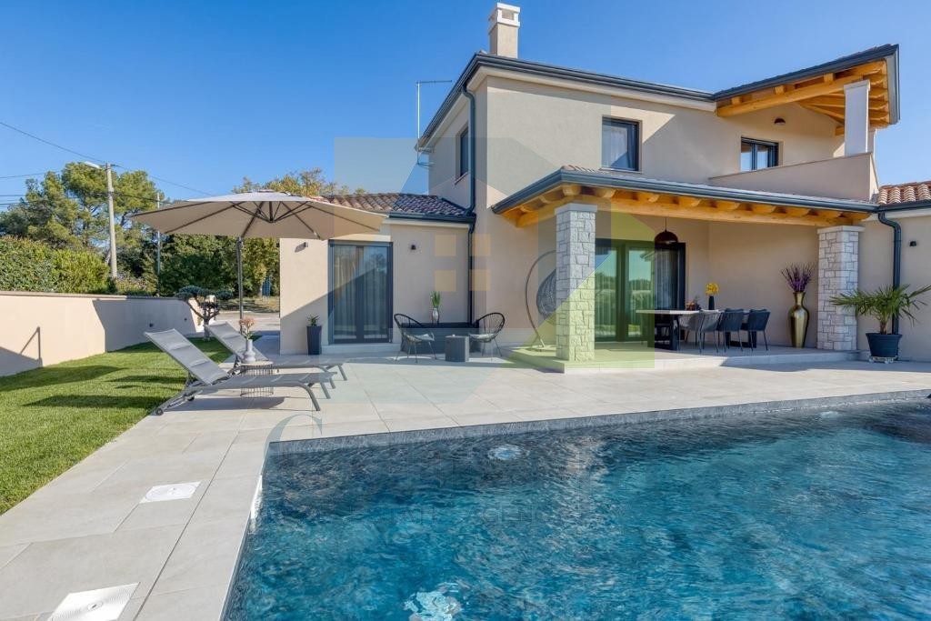 Poreč, Splendida casa con 3 camere da letto a 2 km dal mare