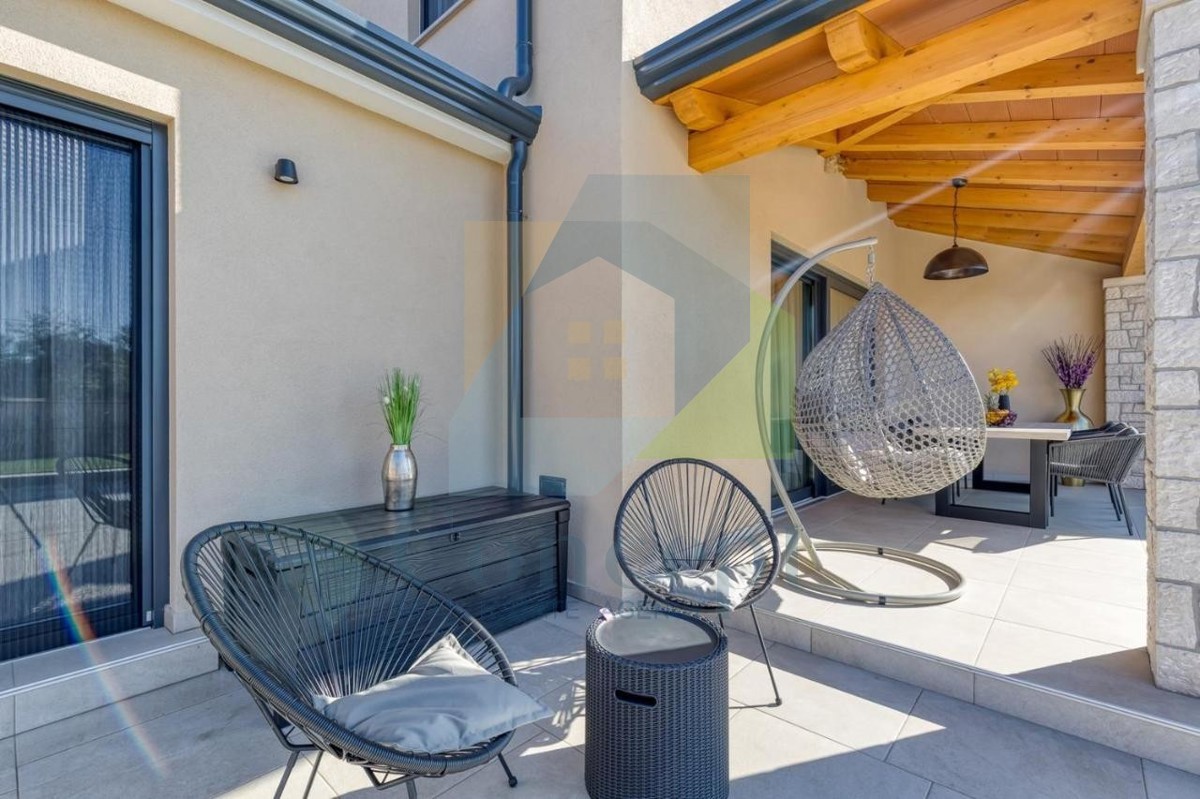 Poreč, Splendida casa con 3 camere da letto a 2 km dal mare