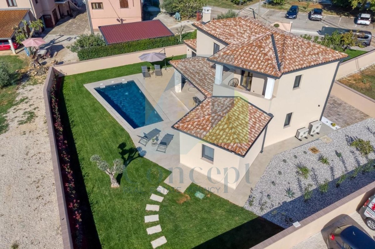 Poreč, Splendida casa con 3 camere da letto a 2 km dal mare