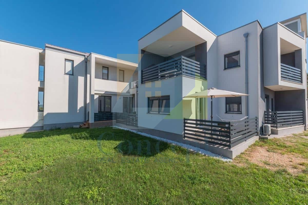 Poreč, dintorni, Moderna casa appartamento con vista mare, 5 km dal mare