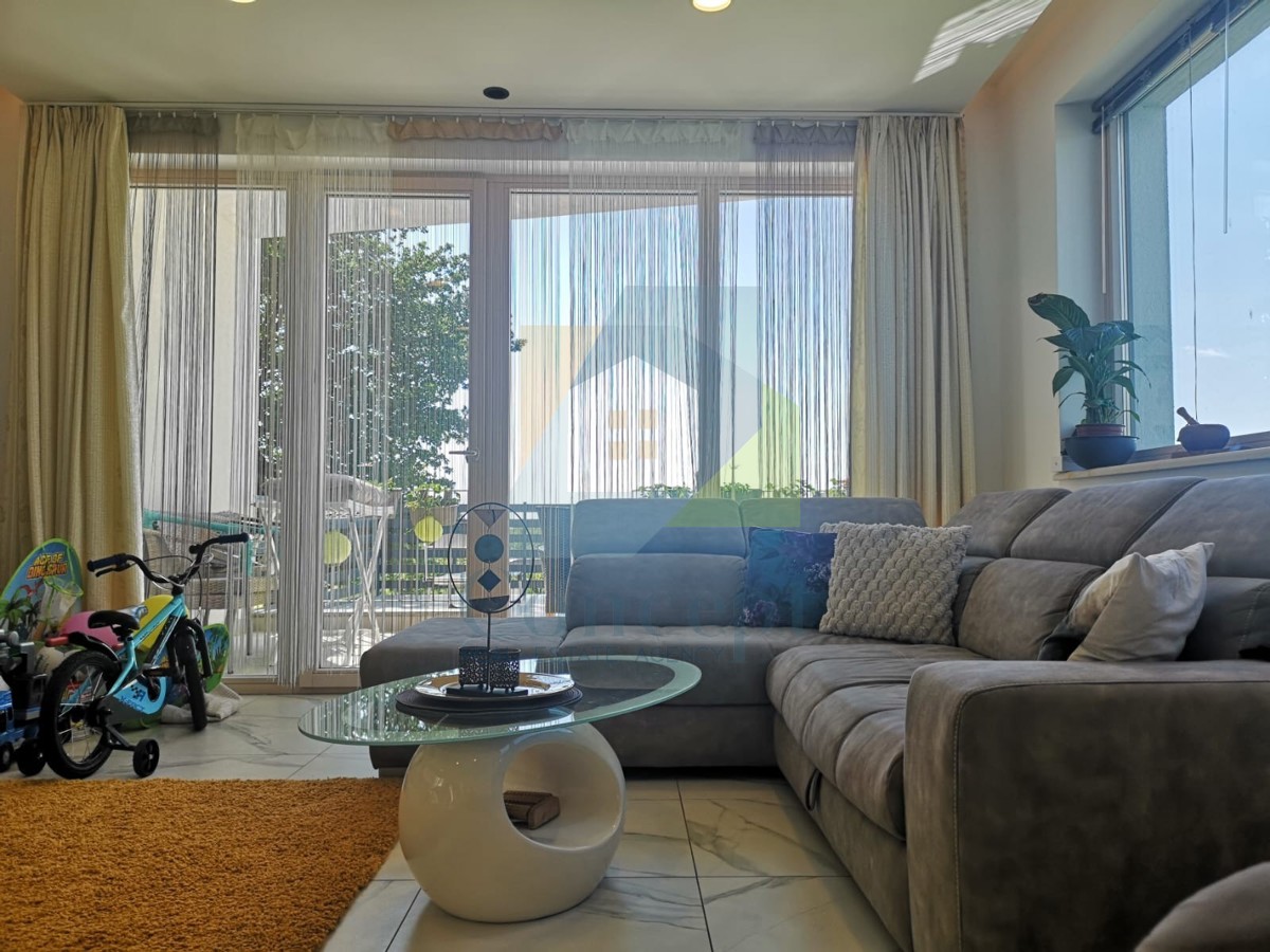 Poreč, dintorni, Moderna casa appartamento con vista mare, 5 km dal mare