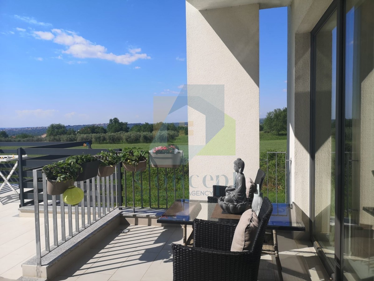 Poreč, dintorni, Moderna casa appartamento con vista mare, 5 km dal mare