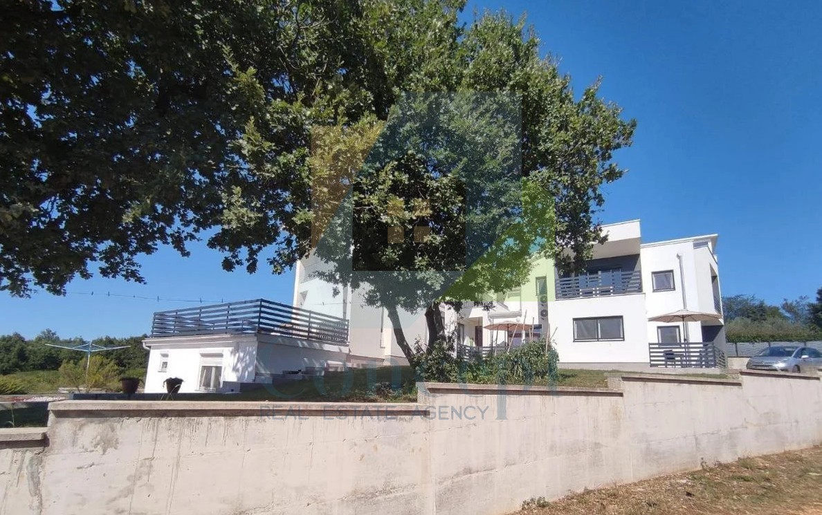 Poreč, dintorni, Moderna casa appartamento con vista mare, 5 km dal mare