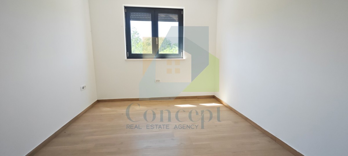 Poreč, dintorni, Appartamento al 1° piano di nuova costruzione, 11 km dal mare