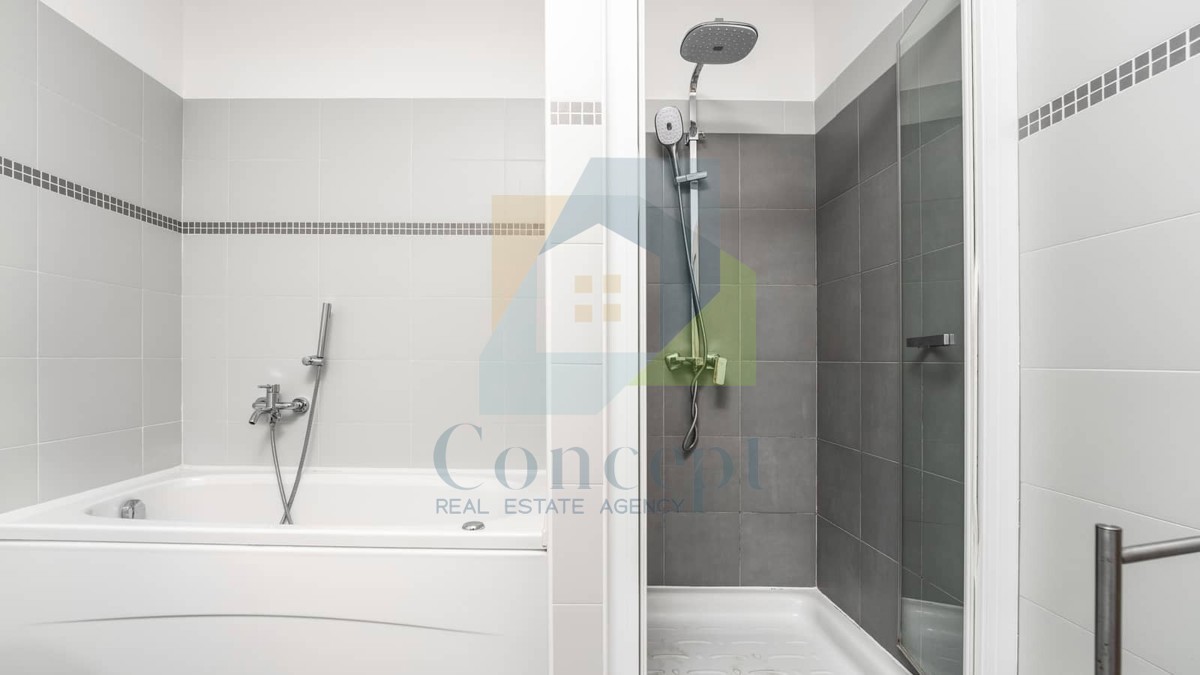 Umag, zona, Casa moderna a schiera in ottima posizione, a 1300 m dal mare