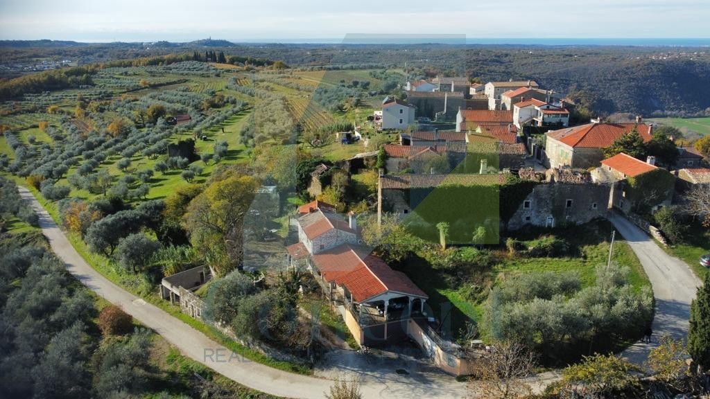 Buje, dintorni, Splendida villa da ristrutturare, OCCASIONE per investitori