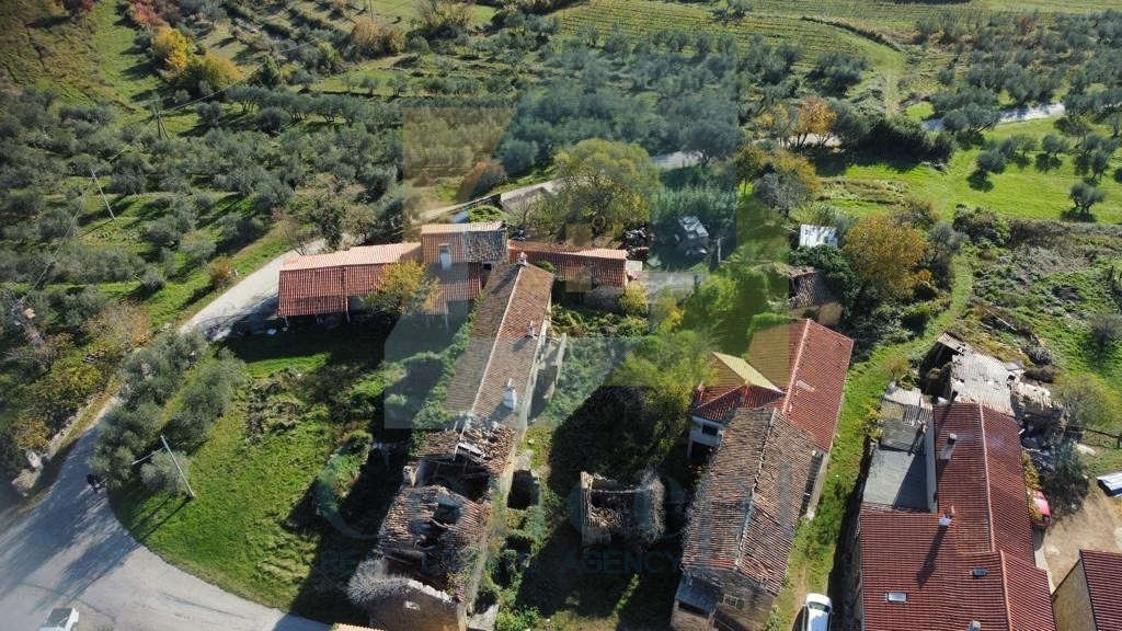 Buje, dintorni, Splendida villa da ristrutturare, OCCASIONE per investitori