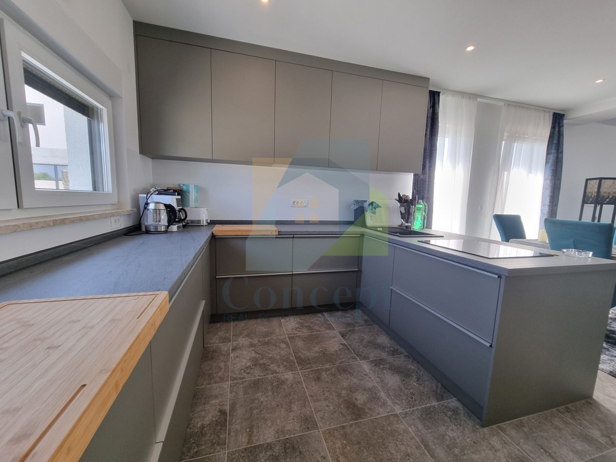 Rovinj, Kanfanar, Doppia moderna, lussuosa casa con piscina, 8 km dal mare