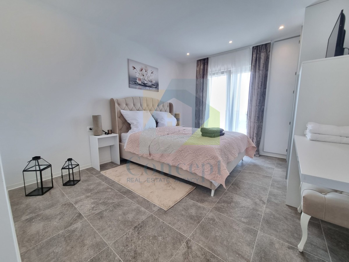 Rovinj, Kanfanar, Doppia moderna, lussuosa casa con piscina, 8 km dal mare