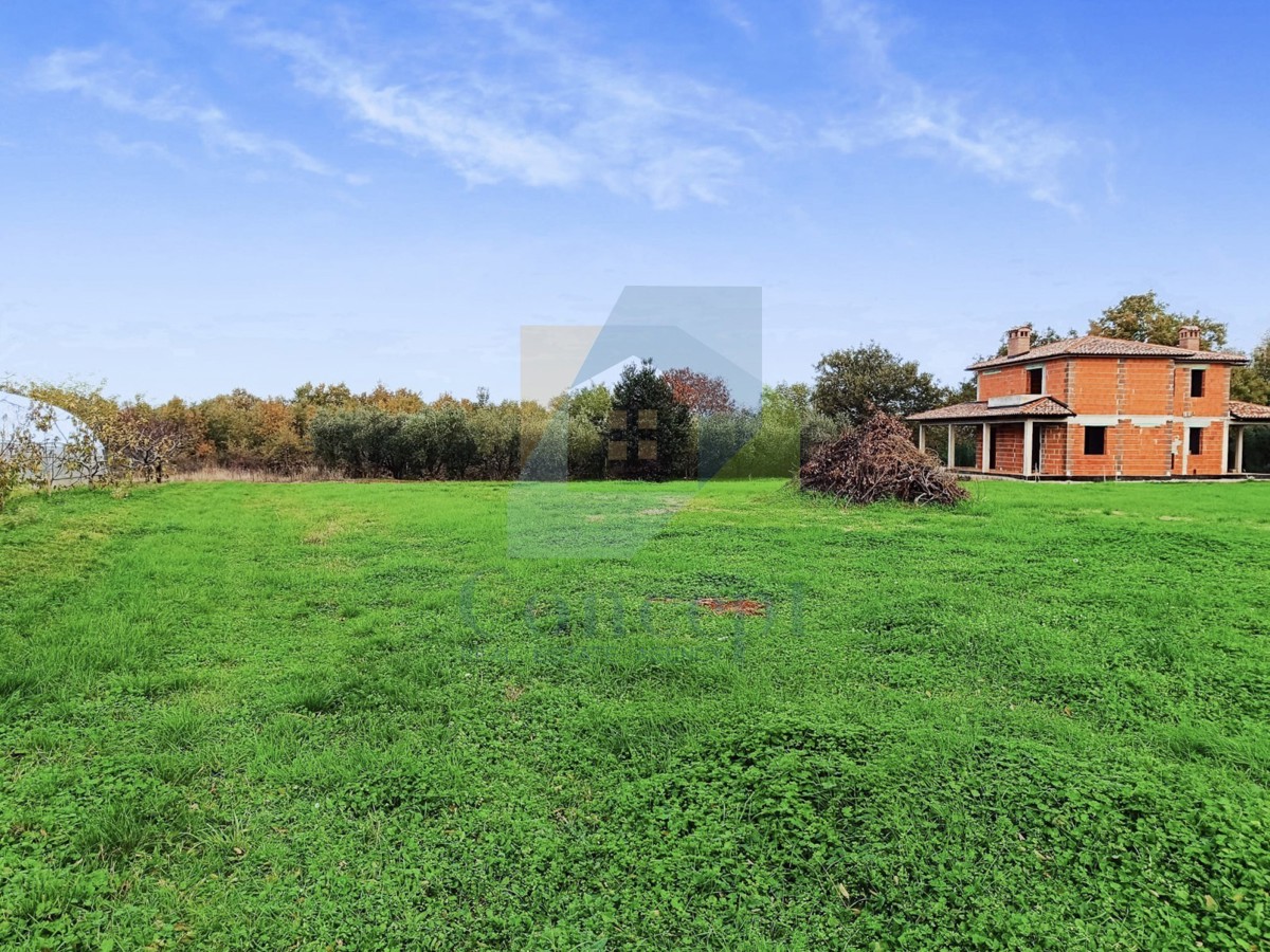 Poreč, zona circostante Terreno edificabile ai margini della zona edificabile con vista mare